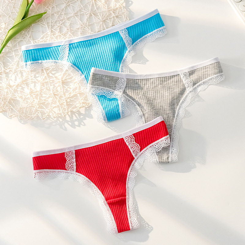 女士蕾丝低腰透气三角裤