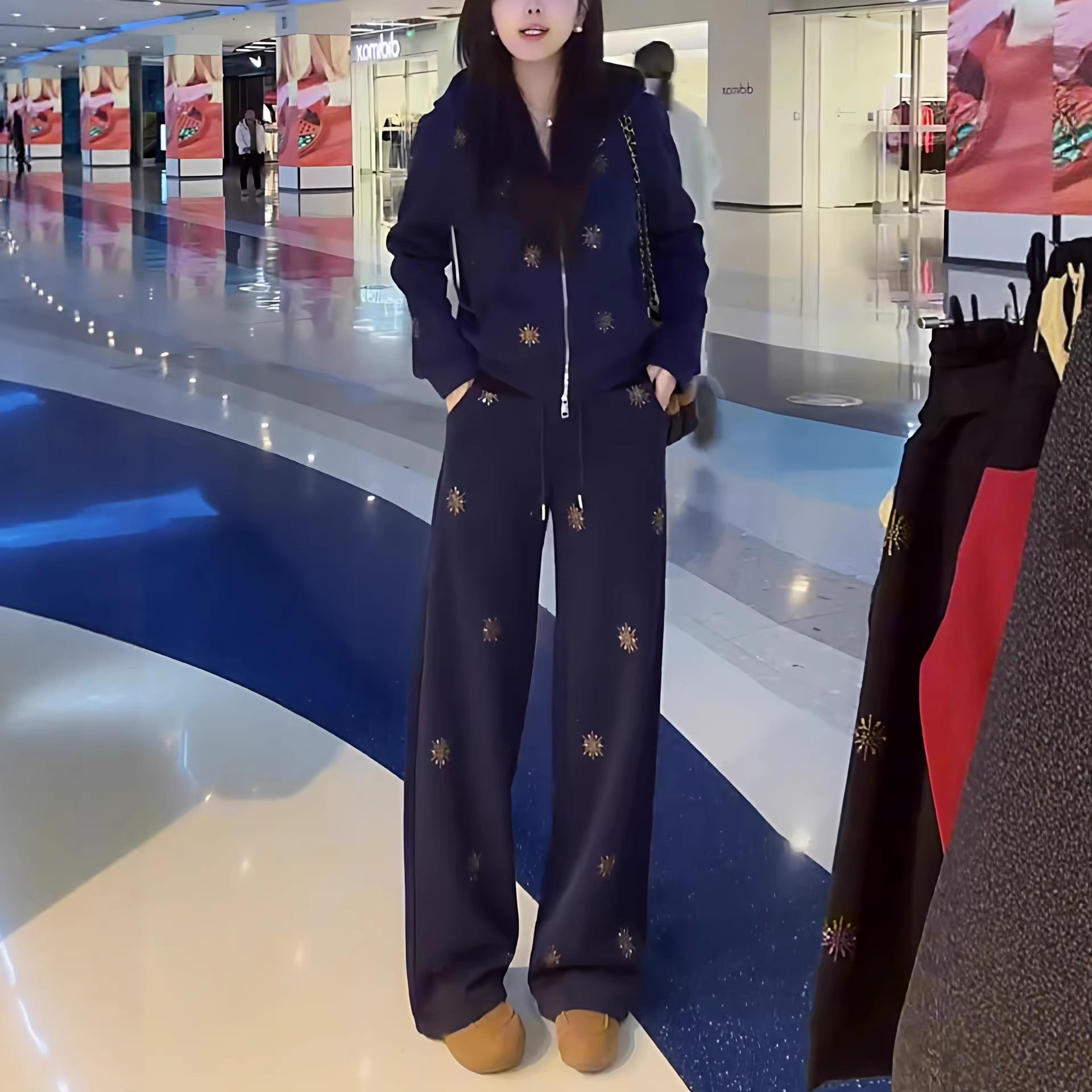 小个子休闲运动套装女春秋新款洋气减龄烫钻绣花藏蓝色两件套