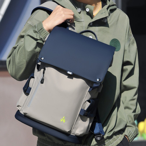 休闲双肩包简约时尚防水男女书包