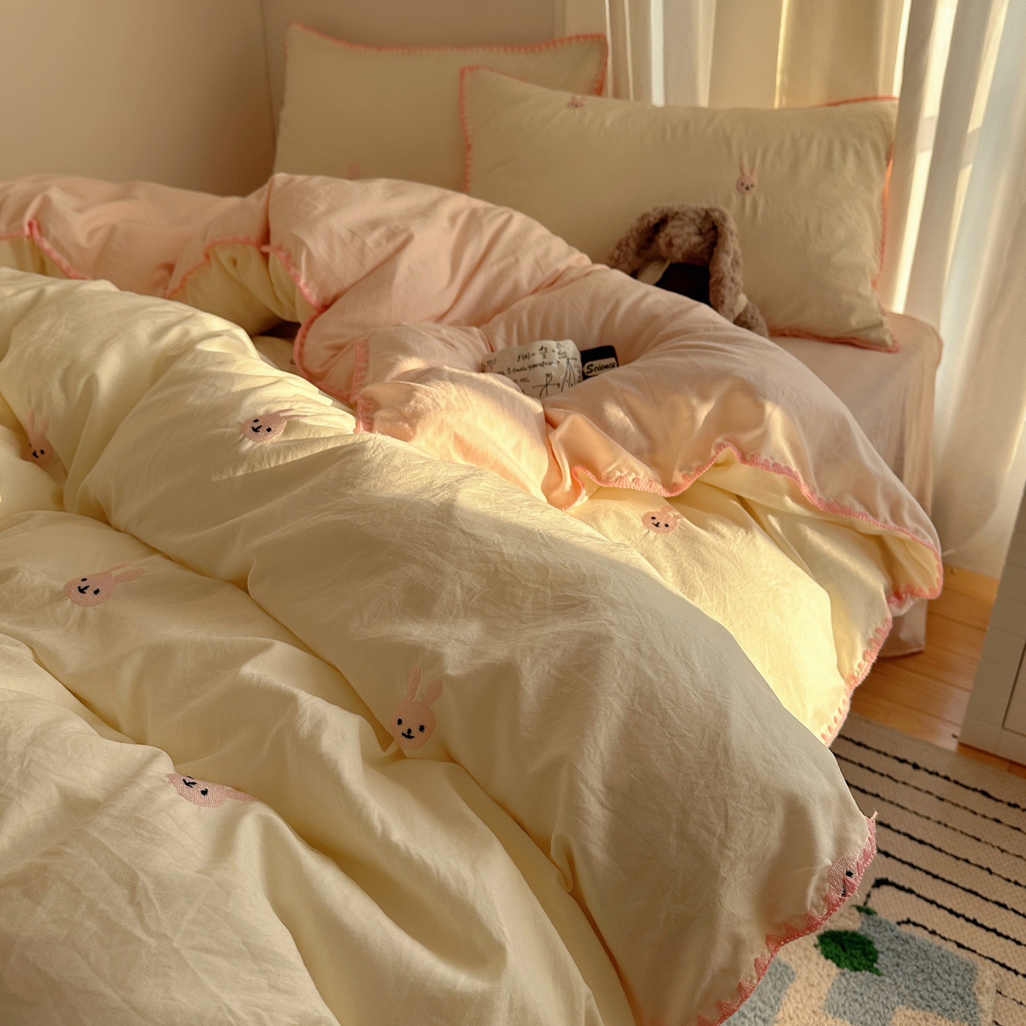 粉兔兔刺绣云朵棉四件套2026新款非全棉纯棉被套床单人宿舍三件套,床上用品,床品套件/四件套/多件套,淘宝优惠券,粉丝福利购,淘宝优惠卷