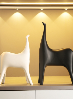 现代样板间别墅陶瓷摆饰家居客厅酒柜电视柜装饰品桌面玄关摆设