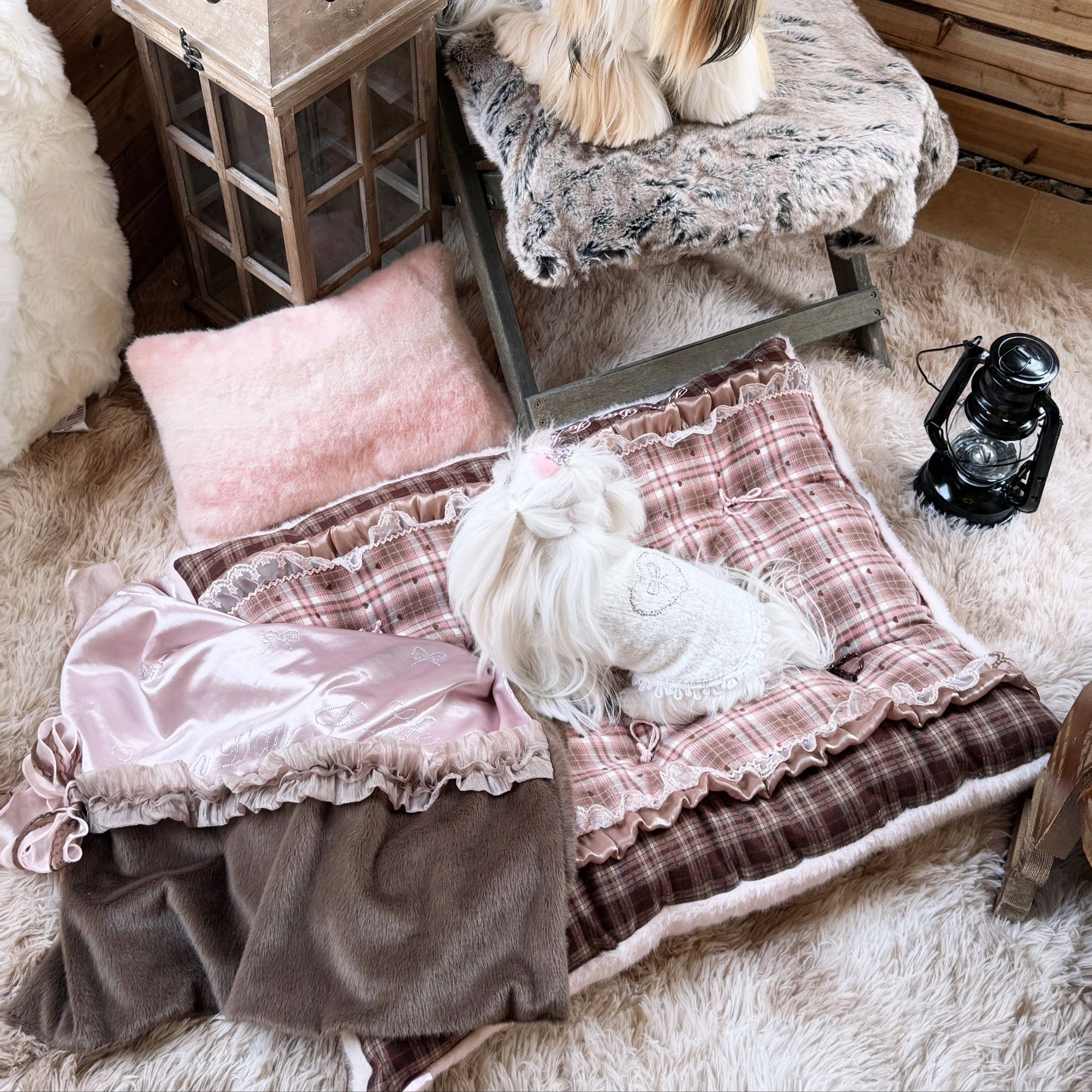 FDTL原创秋冬保暖狗窝猫窝网红风粉色窝垫可露丽宠物毛毛窝甜美风