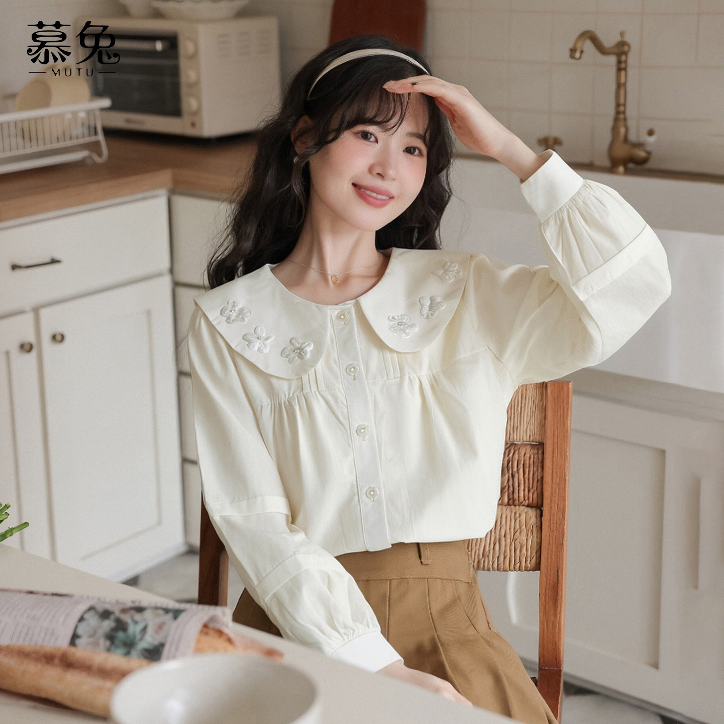 慕兔甜美立体花朵娃娃领衬衫女2025冬新款别致宽松娃娃衫长袖上衣,女装/女士精品,衬衫,淘宝优惠券,粉丝福利购,淘宝优惠卷