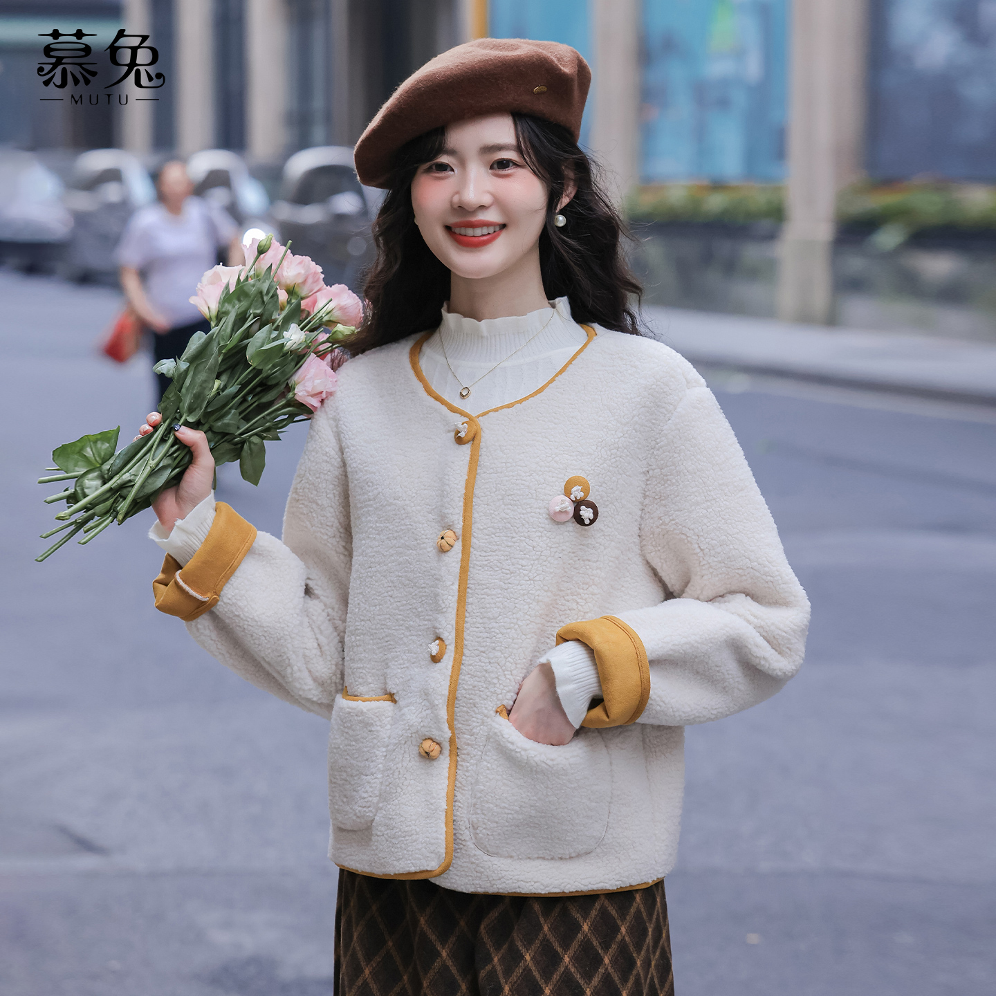 慕兔复古仿羊羔毛加厚外套