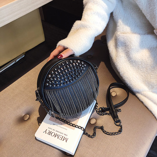 新款 百搭流行斜挎包2025潮 流苏小圆包chic链条单肩女包包柳丁时尚