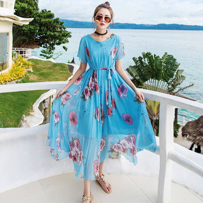 马尔代夫大码沙滩裙女夏泰国新款胖mm波西米亚海边度假显瘦长裙