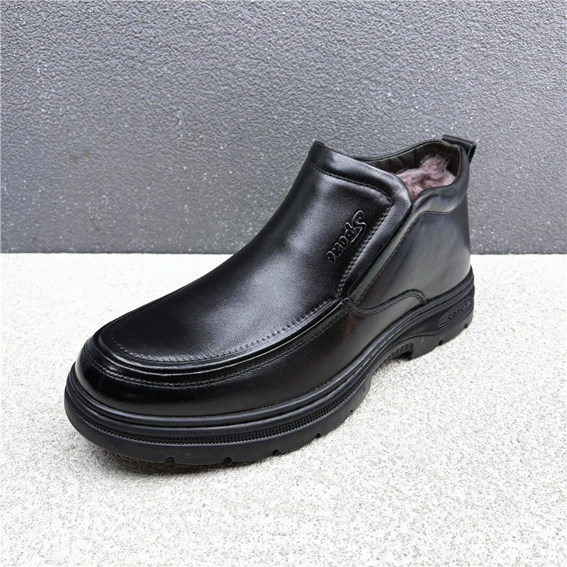 撤柜断码2025冬季羊毛新款真皮套脚高帮鞋男黑色休闲保暖加厚棉鞋