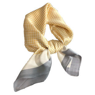 黄色丝巾女2025新款小方巾百搭洋气小领巾发带扎头发秋冬季配工装