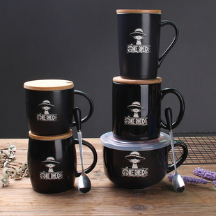 海贼王卡通马克杯日式陶瓷水杯 家用牛奶冲泡杯带盖勺500ml办公杯