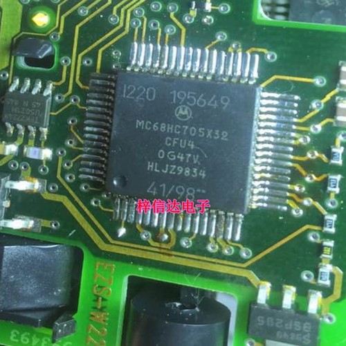 MC68HC705X32CFU4 0G47V 汽车锁头芯片 64脚 全新原装 空白无程序