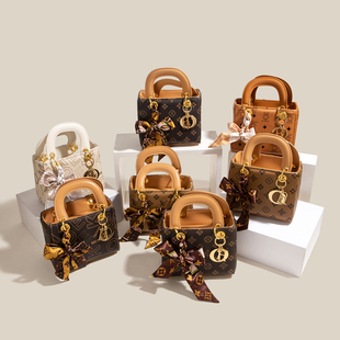 高质量戴妃女包包2025新款老花手提手拎小包百搭时尚单肩斜挎包潮