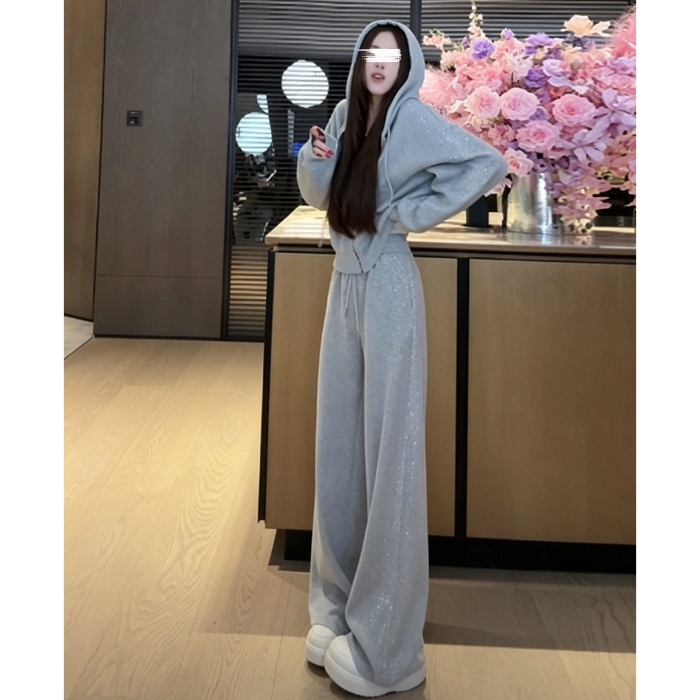 韩系休闲运动服套装女2026秋季洋气宽松显瘦连帽卫衣阔腿裤两件套