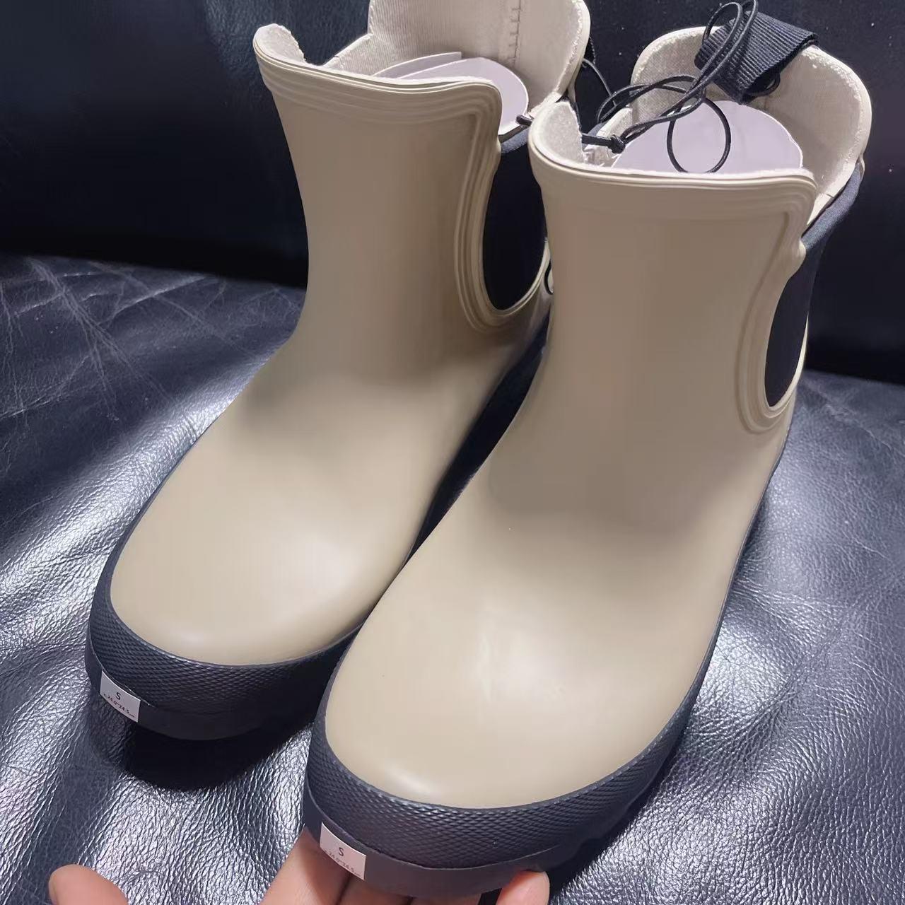 清仓低筒短筒橡胶外贸大码雨靴37-42码 男女同款四季可穿防滑软底