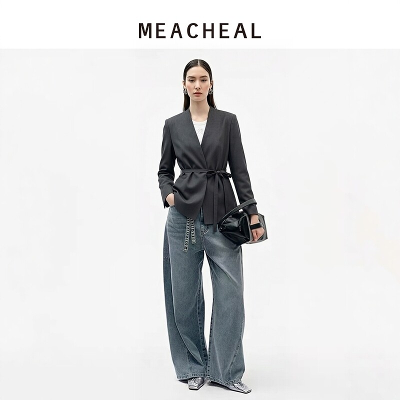 MEACHEAL米茜尔秋季新款气质设计感V领收腰显瘦西装外套黑灰外套图片