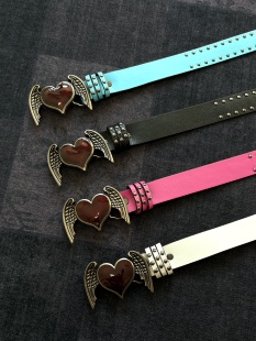 小心袖 Vintage暗黑中古朋克Y2K皮带爱心翅膀铆钉嘻哈皮带配饰 口