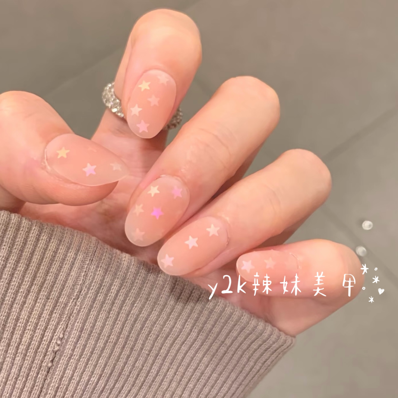 Y2K甜酷裸肤粉五角星亮片美甲哑光磨砂手工穿戴甲日常显白美甲贴