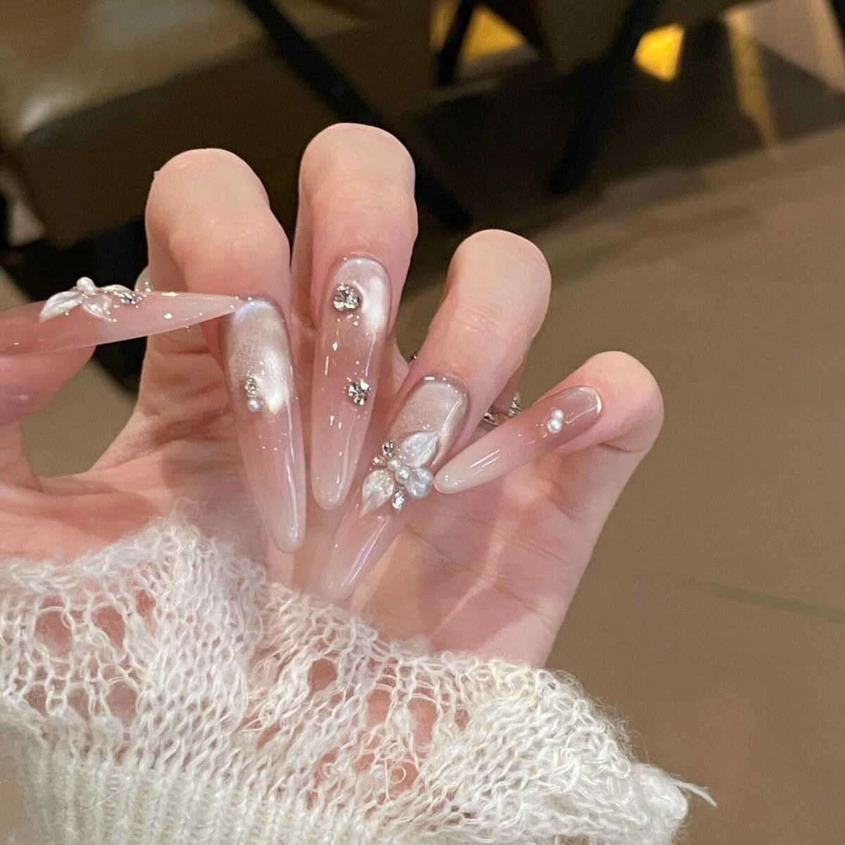 【洒金玉露】渐变猫眼纯手工穿戴甲雕花锆石温柔显白美甲贴可拆卸