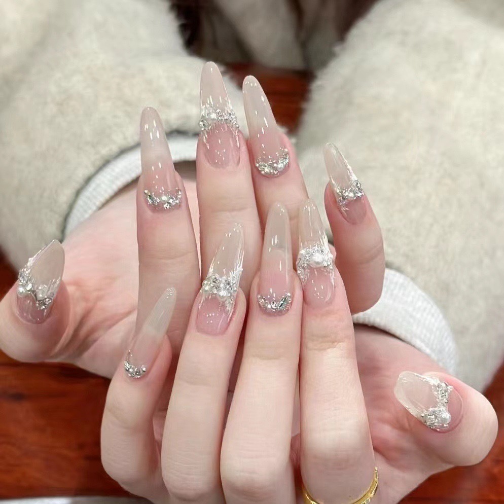 纯手工光疗穿戴甲如梦令温柔手绘石膏蝴蝶珍珠满钻爆闪手工美甲贴