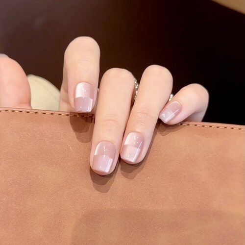 纯手工穿戴甲空间法式猫眼温柔简约气质百搭裸粉色秋冬美甲贴显白