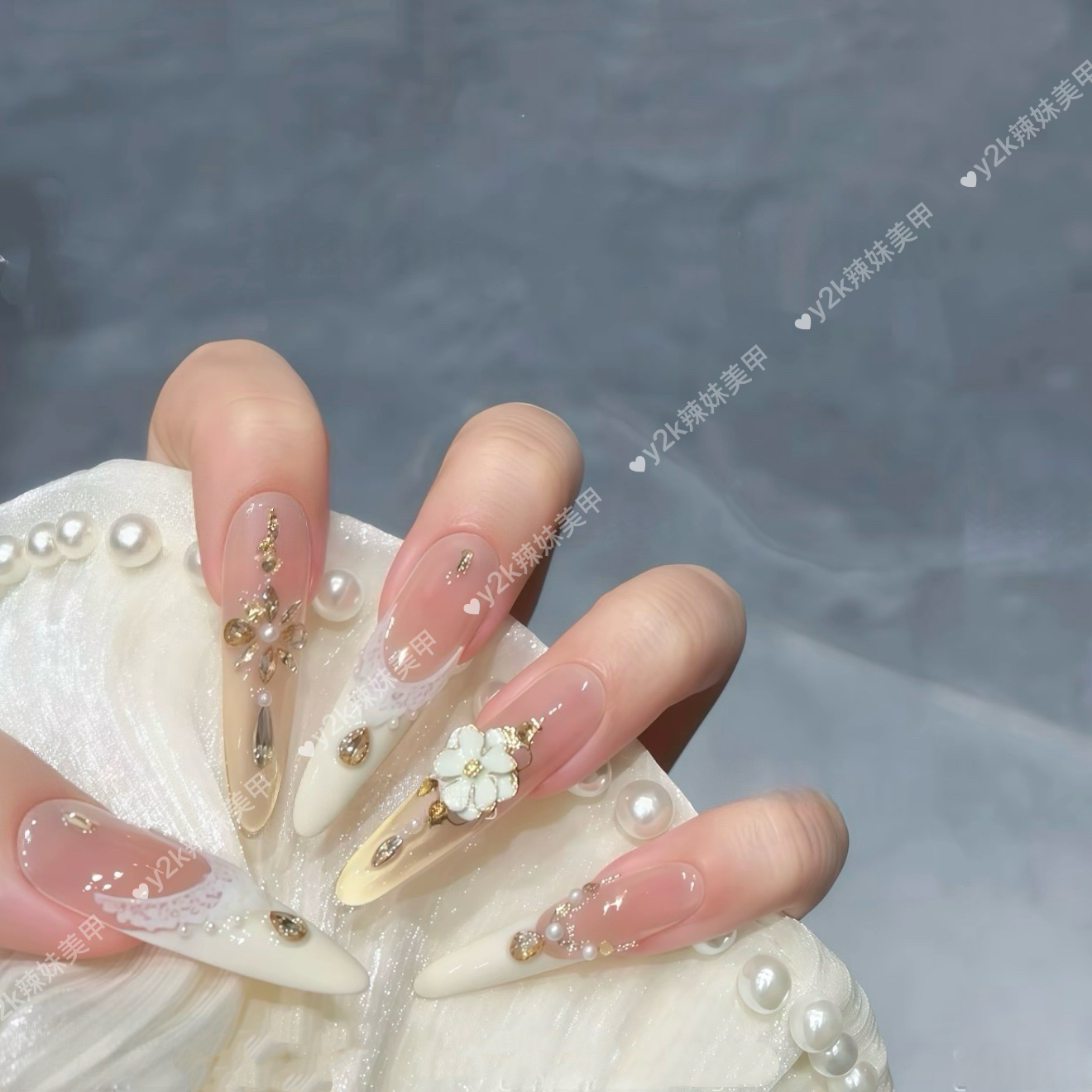 【山茶花】轻奢千金感法式爆闪香槟金猫眼手工穿戴甲显白婚甲美甲