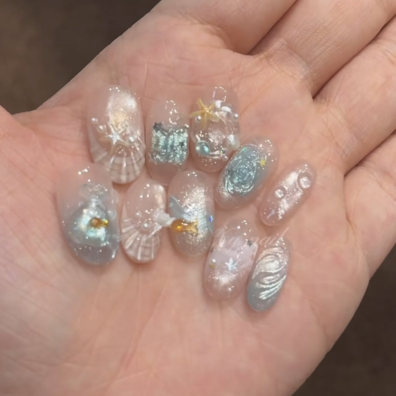 ins夏日海洋风手绘蓝色猫眼纯手工穿戴甲可爱小鱼高级感短款美甲