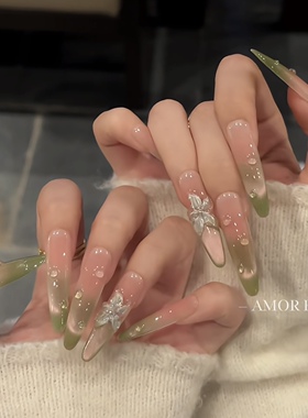 【甜心芭乐】手工穿戴甲夏日清爽汽水芭乐淡绿色猫眼温柔小花美甲