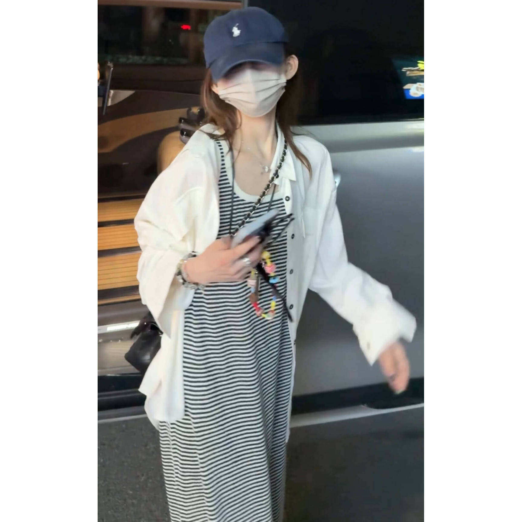 懒人宣言！黑白条纹吊带连衣裙 大U领长款