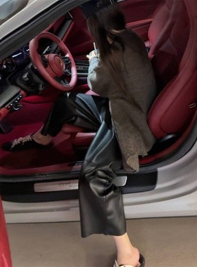 山本九分皮裤 复古老钱分割线软糯黑色