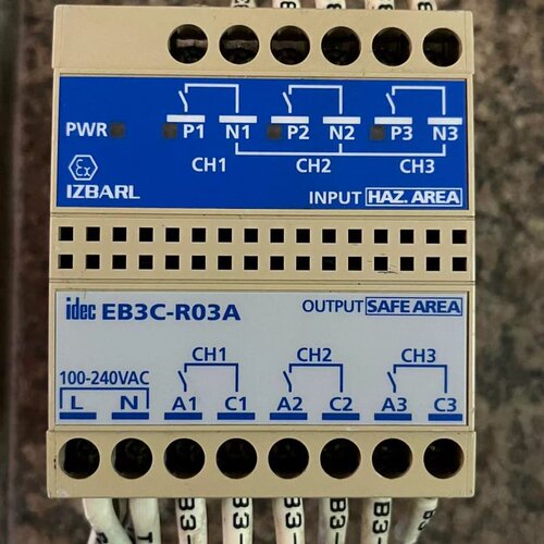 议价IDEC EB3C-R03A 继电器防爆安全栓