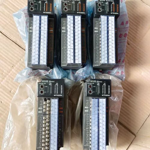 议价PLC模块AX81C两个 AX80Y80C 仓庫庫存