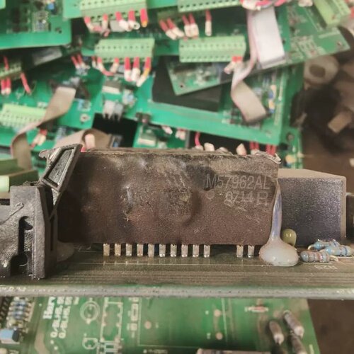 议价M57962AL 芯片 拆机件 成色还可以 有点使用