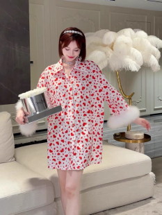 甜美红色爱心毛毛袖秋冬丝绒家居服衬衫领睡裙睡衣女