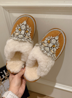 新款欧洲站复古轻奢镶钻重工厚底包头毛毛拖磨砂保暖外穿雪地棉托