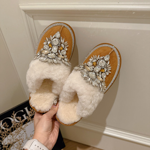 新款 欧洲站复古轻奢镶钻重工厚底包头毛毛拖磨砂保暖外穿雪地棉托
