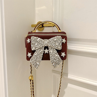 2025新款 闪亮镶钻蝴蝶结小方包高级感复古麂皮绒斜挎手提方盒子包