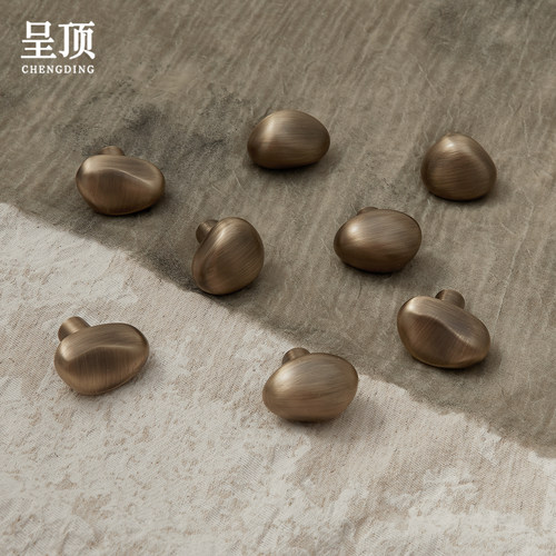 呈顶创意古铜色鹅卵石复古拉手