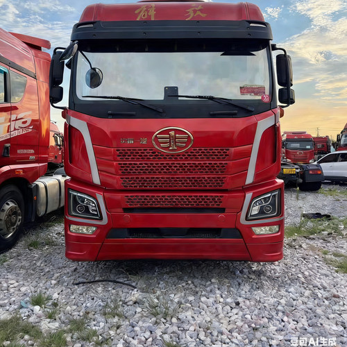 解放JH6拆车件轮毂压缩机左前门