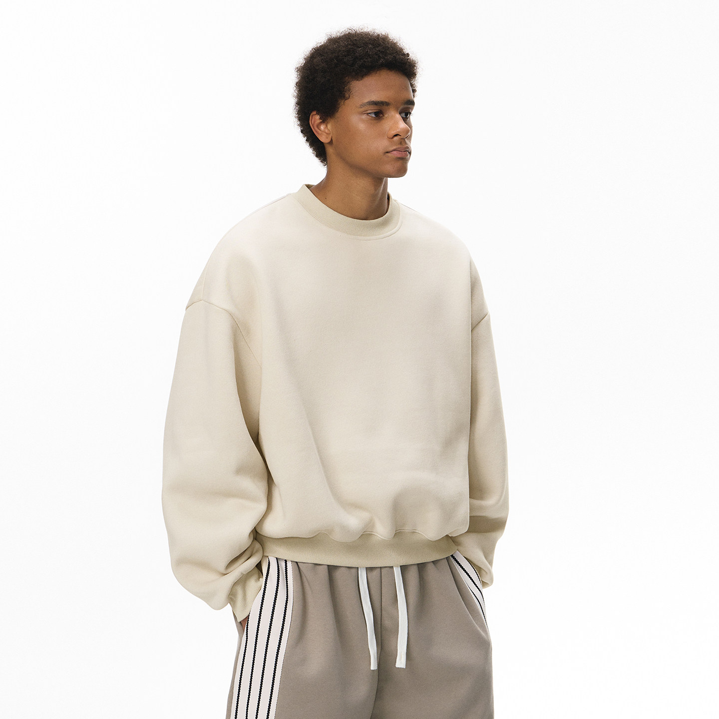 美式休闲抓绒圆领弯刀袖卫衣男潮牌重磅340G宽松纯色简约圆领上衣