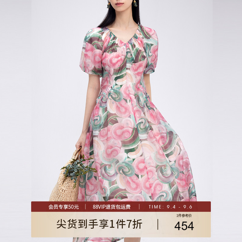 她图专柜法式印花v领连衣裙女2026夏季新款洋气收腰莱赛尔A字裙子图片