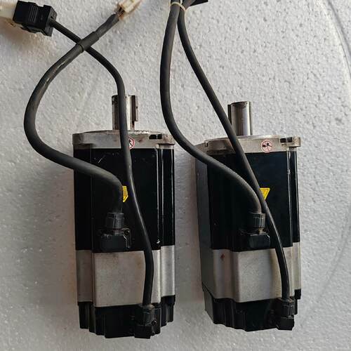 议价DM1M-10A80I8E 东菱伺服电机 1KW 功能包好 实物拍摄维修