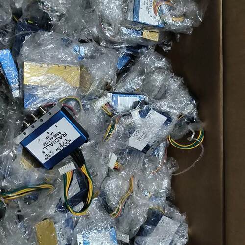 议价R586 442 730 RADIALL 工业射频开关电子元器件维修