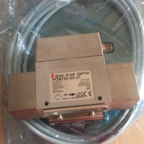 议价PF2W720-03-27 流量开关 工业工控自动化配件 流量传感器维修
