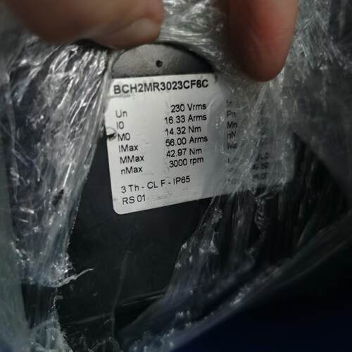 议价BCH2MR3023CF6C 伺服电机 230V 3000rpm IP65 工控配件维修
