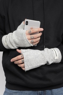 WORLDWIDE/韩国纯色堆堆针织毛线半指手套男冬季保暖露指触屏袖套