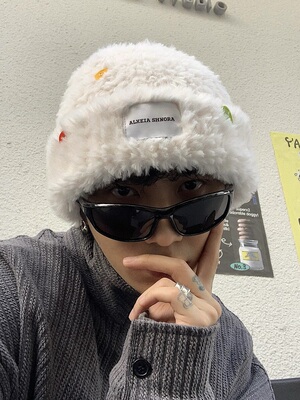 大头围毛绒纽扣毛线帽白鹿同版