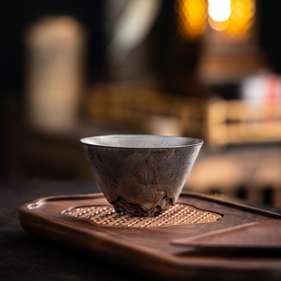 缘宿鎏金铁锈釉山峦品茗杯茶杯主人杯陶瓷杯单杯新中式茶室定logo