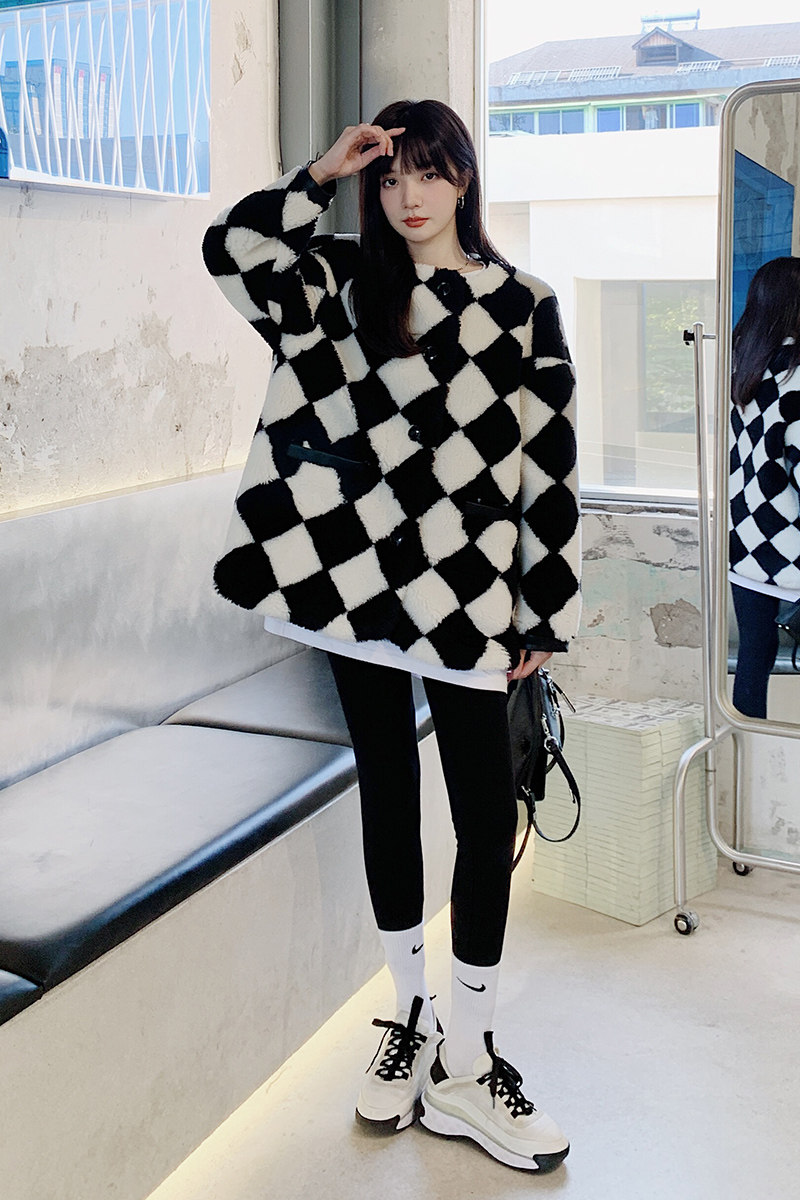 大货已出数据好仿兔毛棋盘格夹外套119-108-P155K218,女装皮草,叁秋一裳