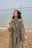 大货已出设计感气质风衣119-8600-P155K218，女装风衣，叁秋一裳