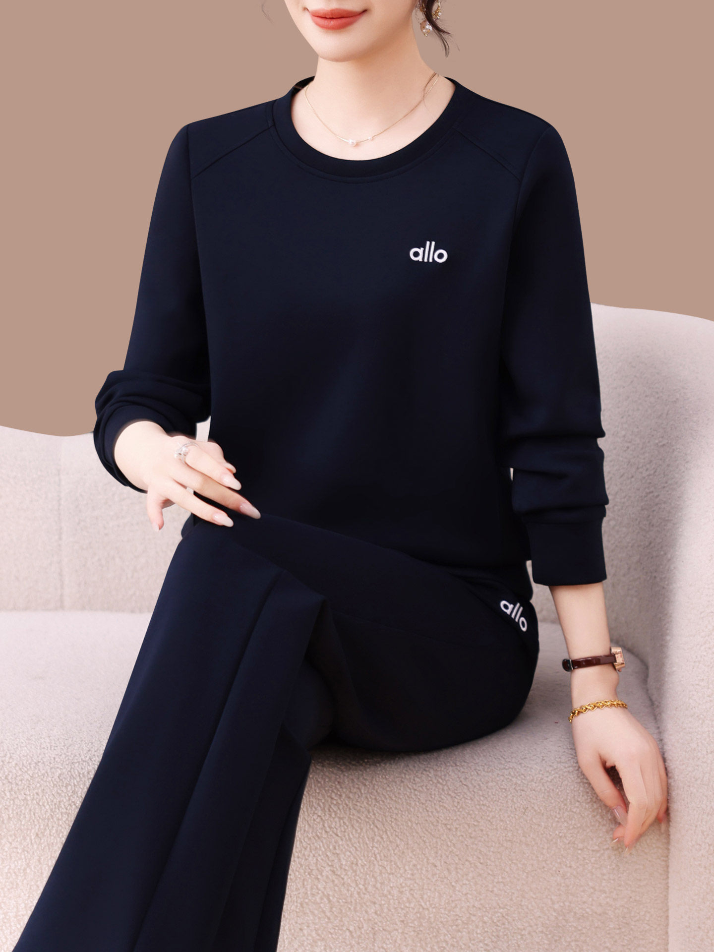 休闲运动套装女2025新款春秋中年妈妈时尚减龄宽松圆领卫衣两件套