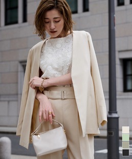 仅12件！都市通勤风 修身版型 干净利索 仿麻手感深V领西装外套女